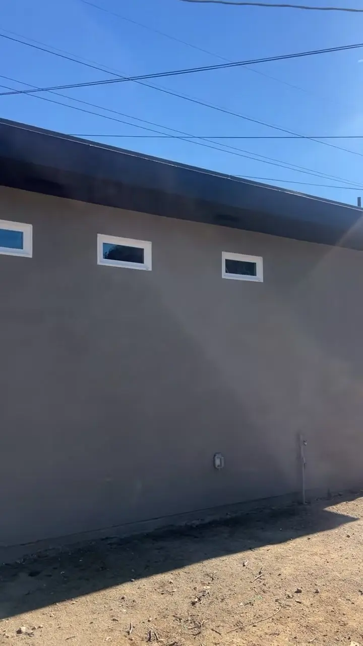 800 sq ft detached ADU in Riverside, CA: stucco exterior of a detached adu with clerestory windows